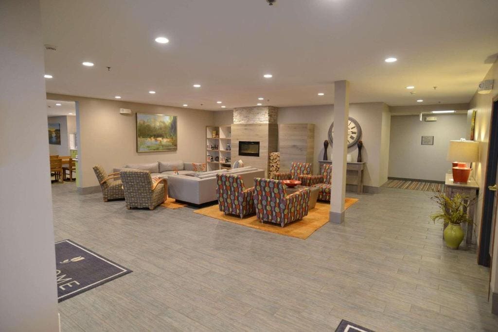 Country Inn & Suites by Radisson, Duluth North, MN - View 5