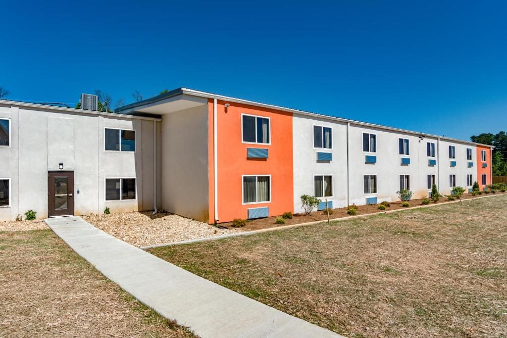 Motel 6-White, GA - Cartersville - Main view