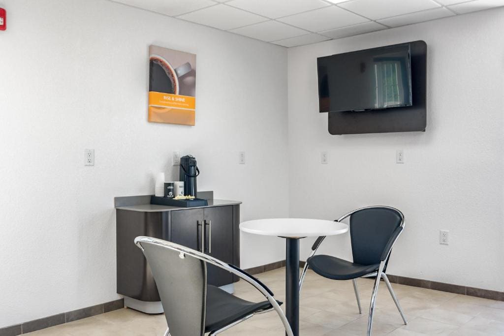 Motel 6-White, GA - Cartersville - View 6