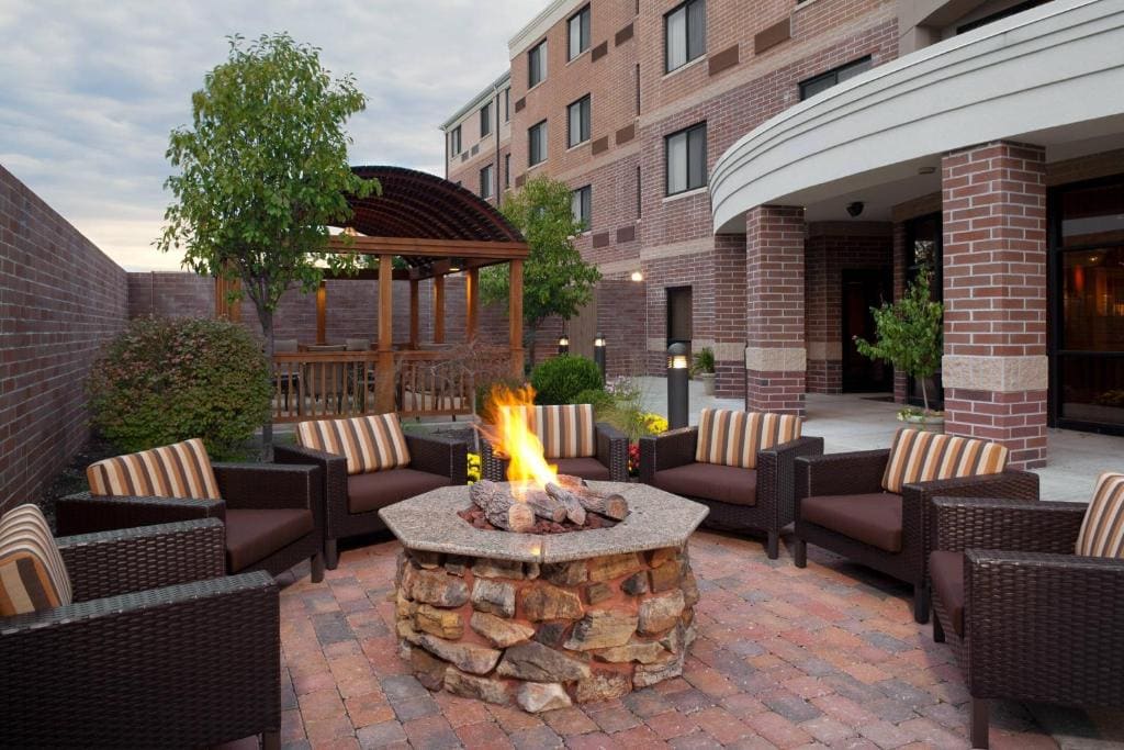 Courtyard by Marriott Columbia - View 4
