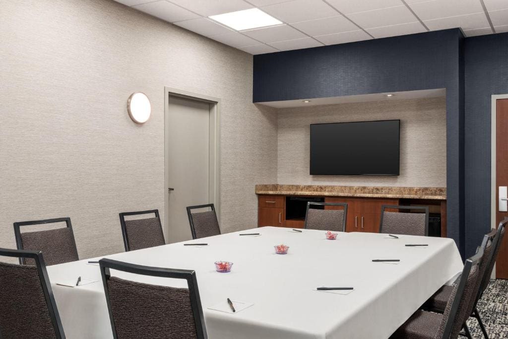 Courtyard by Marriott Columbia - View 7