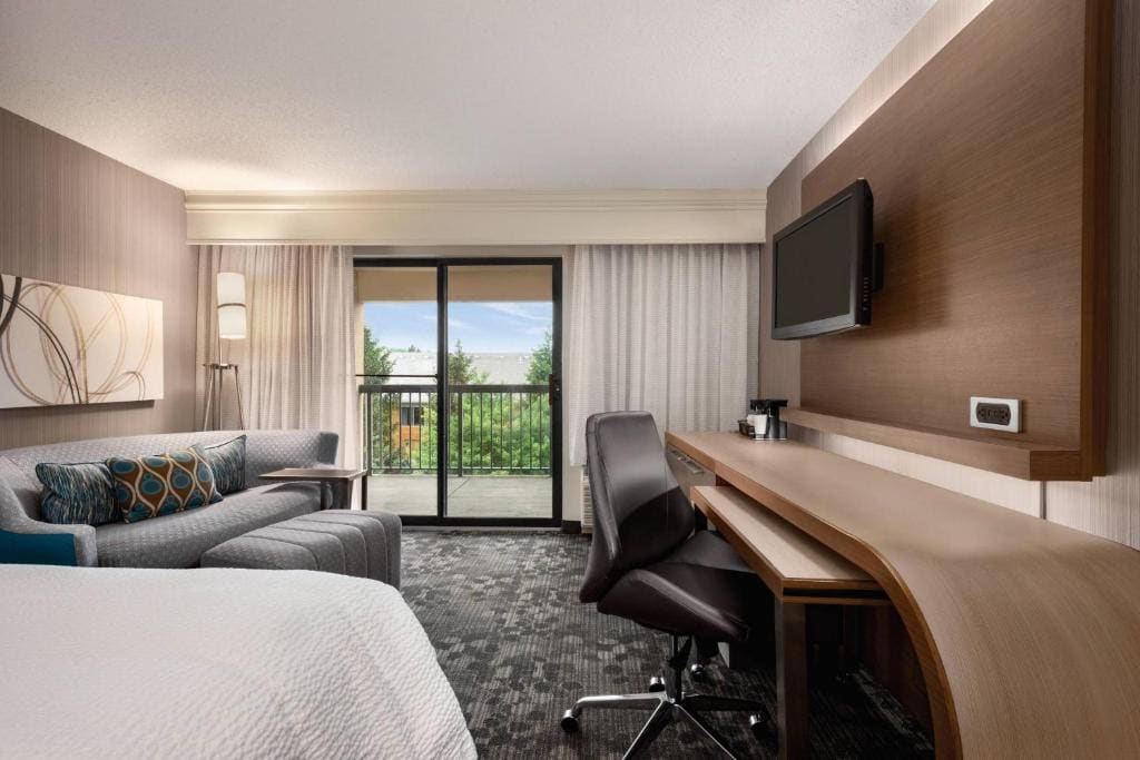 Courtyard by Marriott Dayton North - View 7