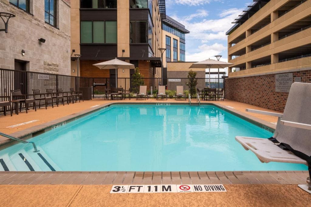Courtyard by Marriott Houston Northeast - View 4