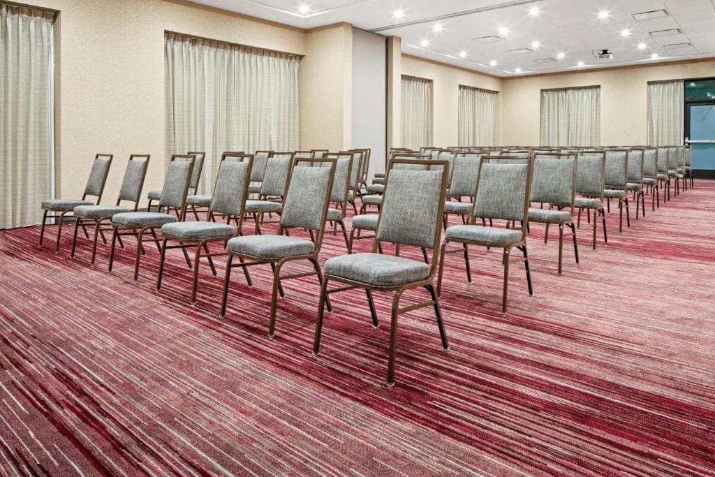 Courtyard by Marriott Houston Northeast - View 5
