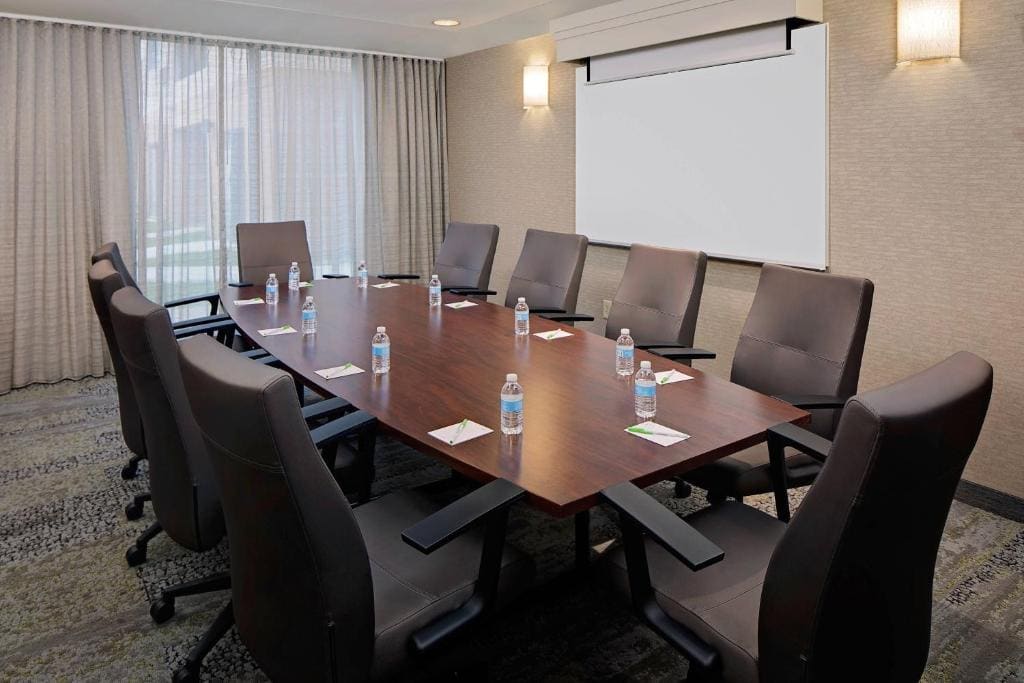 Courtyard by Marriott Richmond Airport - View 3
