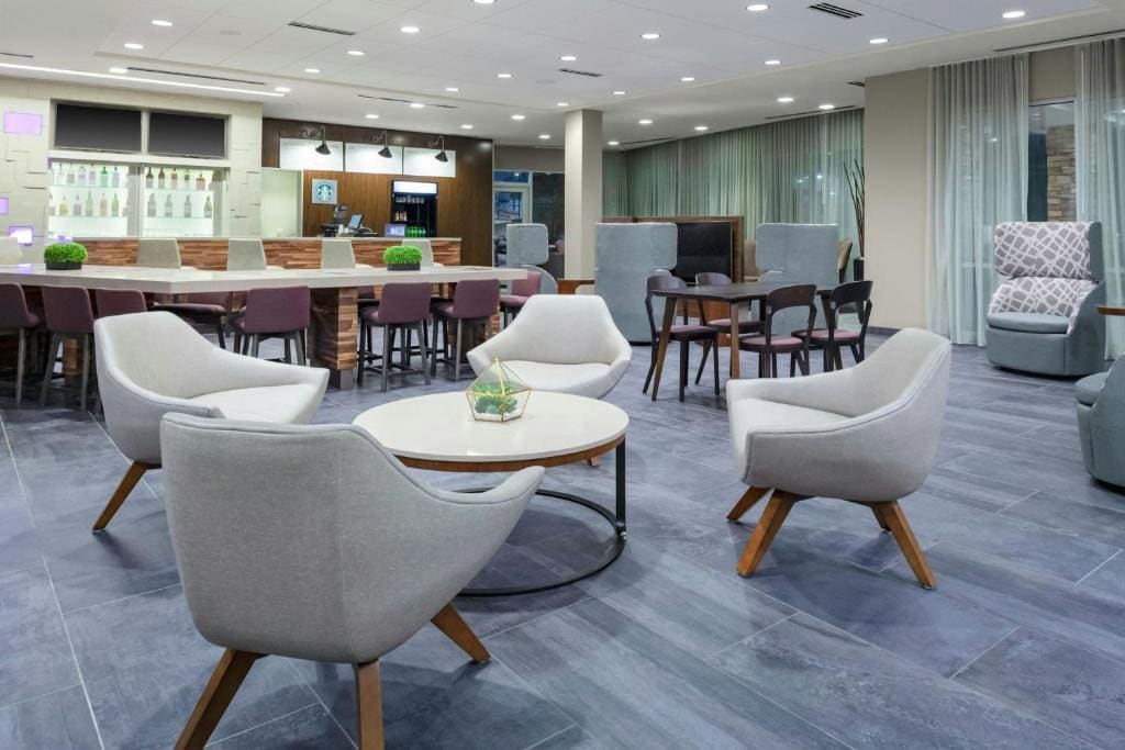 Courtyard by Marriott St. Louis West County - View 4