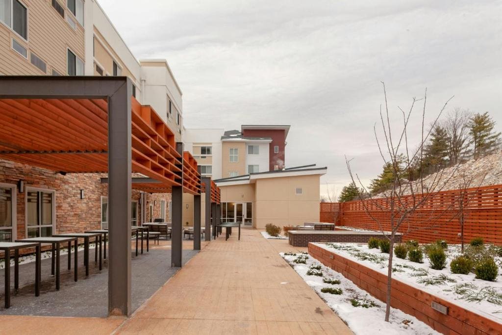 Courtyard by Marriott St. Louis West County - View 6