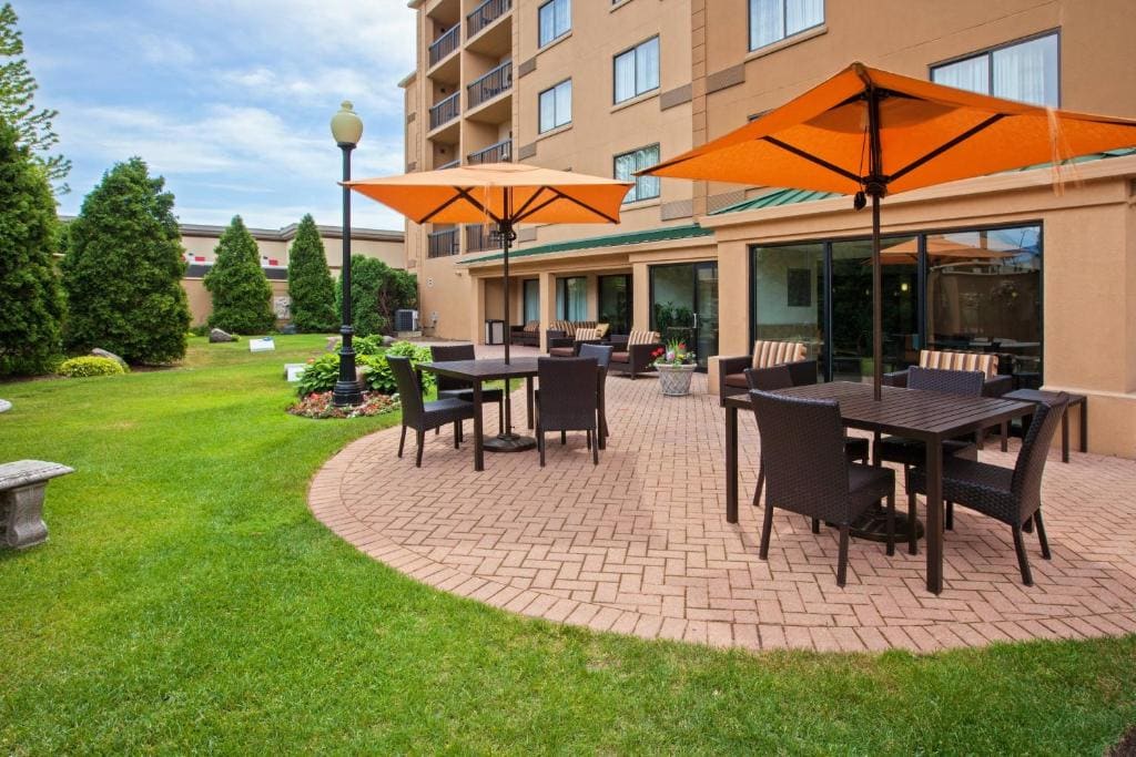 Courtyard Chicago Midway Airport - View 5