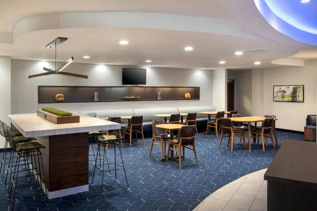 Courtyard by Marriott Ewing Princeton - View 3