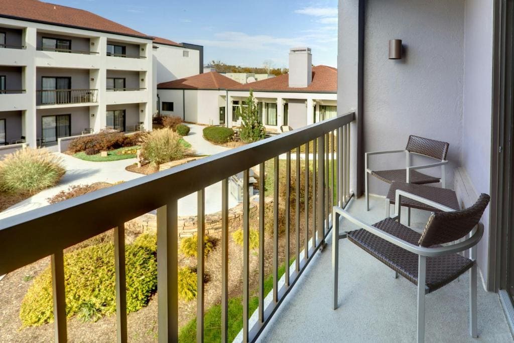 Courtyard Greenville Haywood Mall - View 3