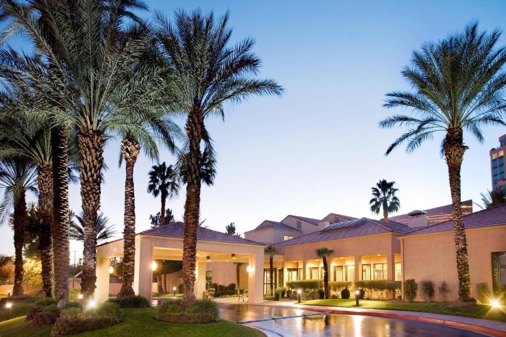 Courtyard by Marriott Las Vegas Convention Center - Main view