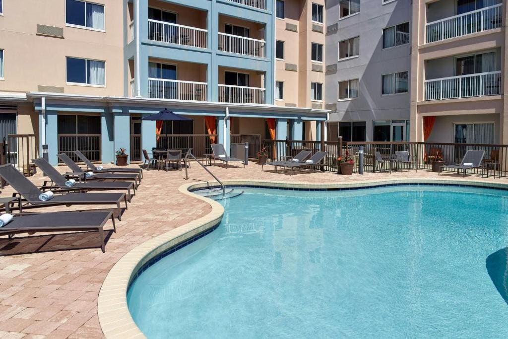 Courtyard by Marriott Myrtle Beach Broadway - View 4