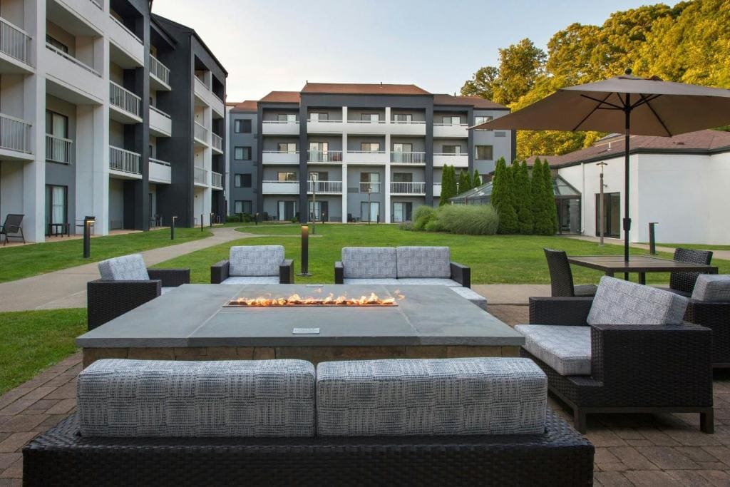 Courtyard by Marriott Norwalk - View 5