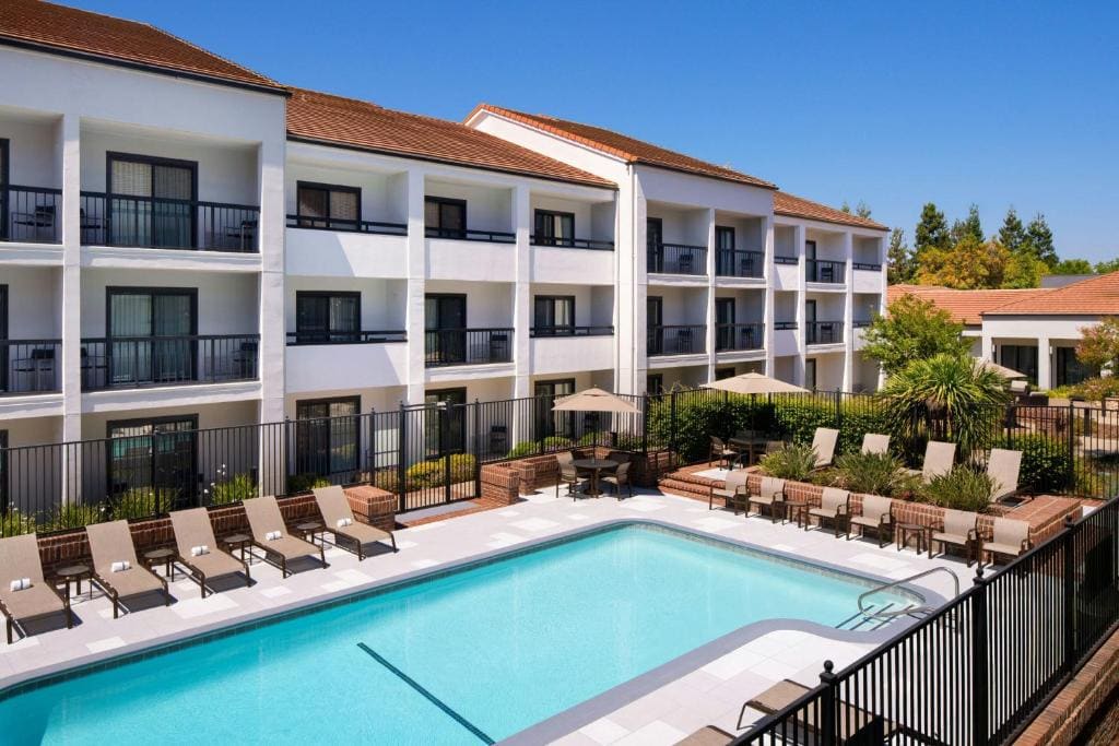 Courtyard San Jose Cupertino - View 3