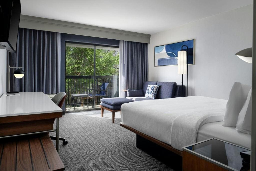 Courtyard by Marriott Stockton - View 6