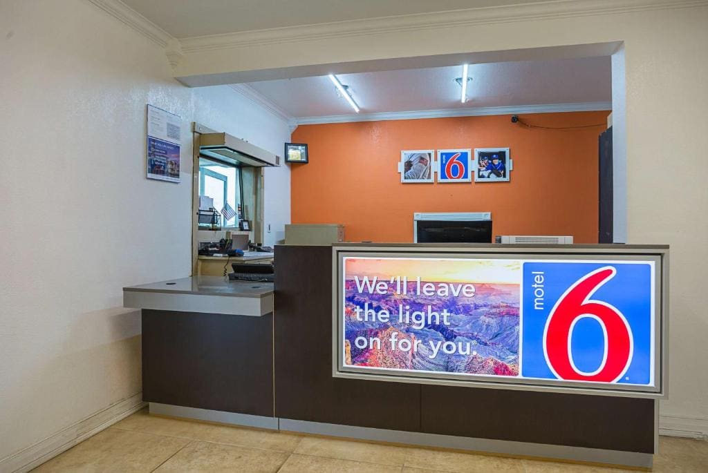 Motel 6-Brinkley, AR - View 5