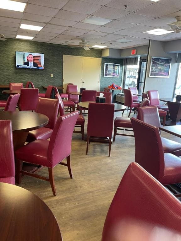 Days Inn by Wyndham Virginia Beach At The Beach - View 4