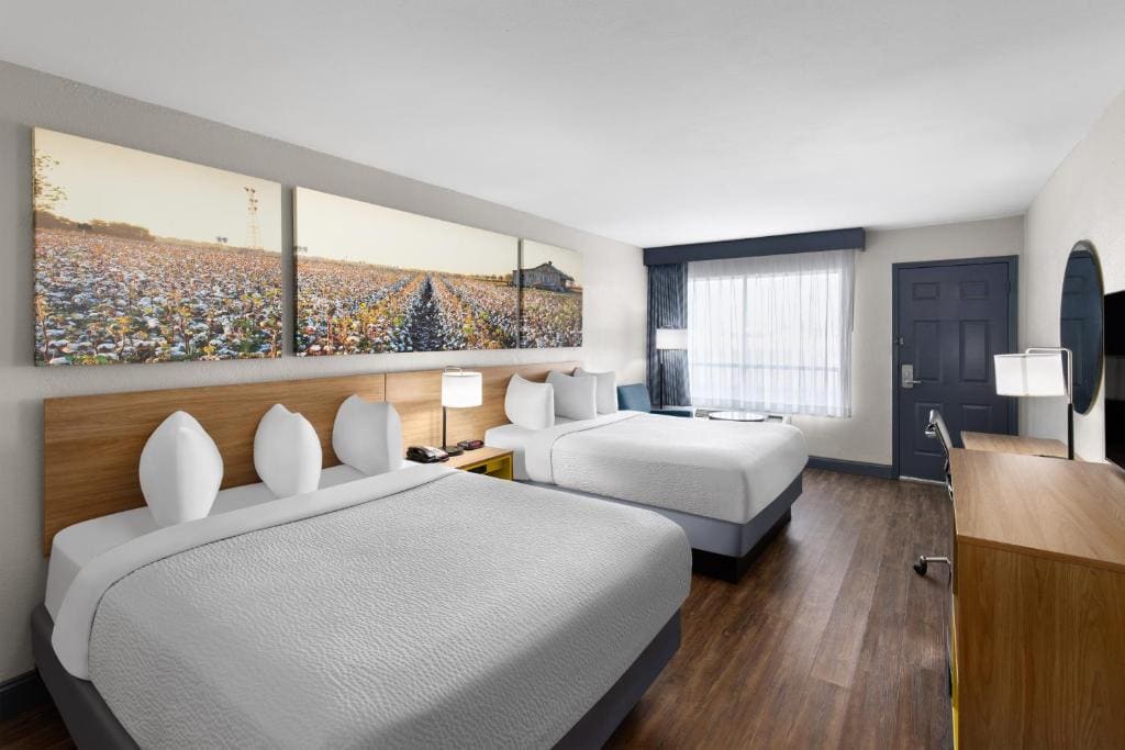 Days Inn by Wyndham Carlisle - View 2