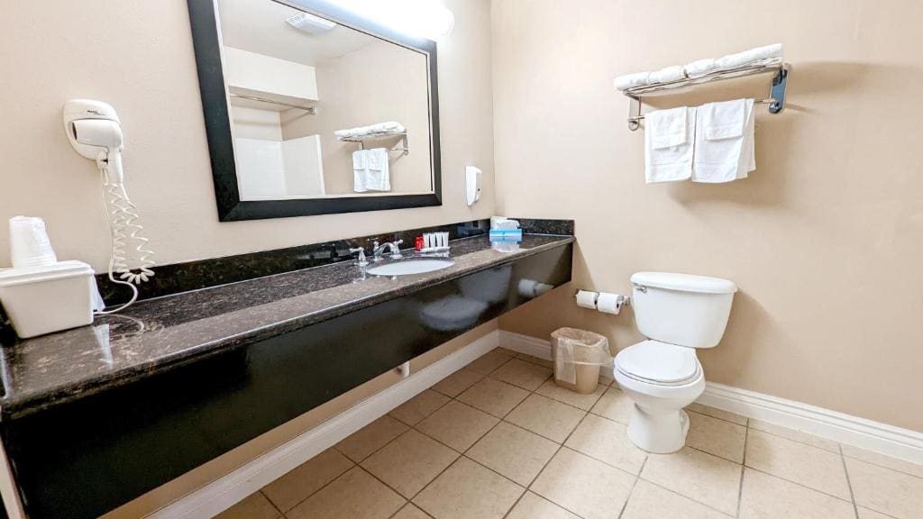 FairBridge Inn & Suites Canadian - View 3