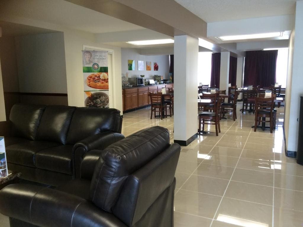 Days Inn by Wyndham Hartsfield Jackson Atlanta Airport West - View 3
