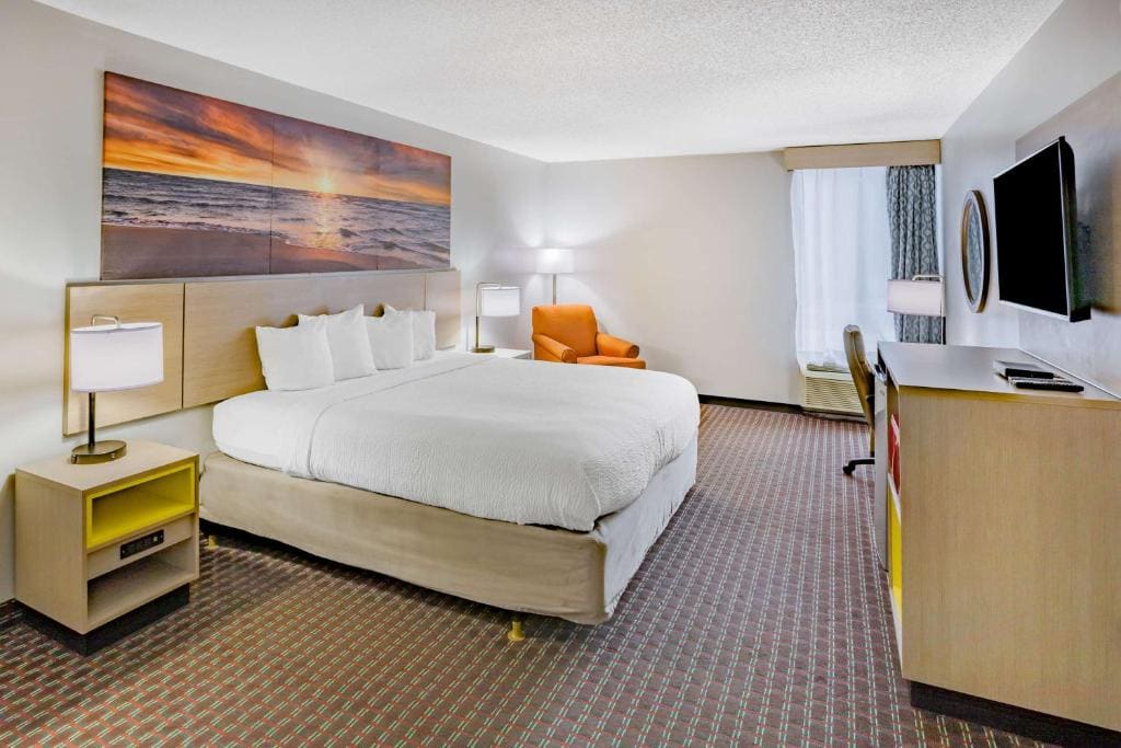 Days Inn by Wyndham Hartsfield Jackson Atlanta Airport West - View 2