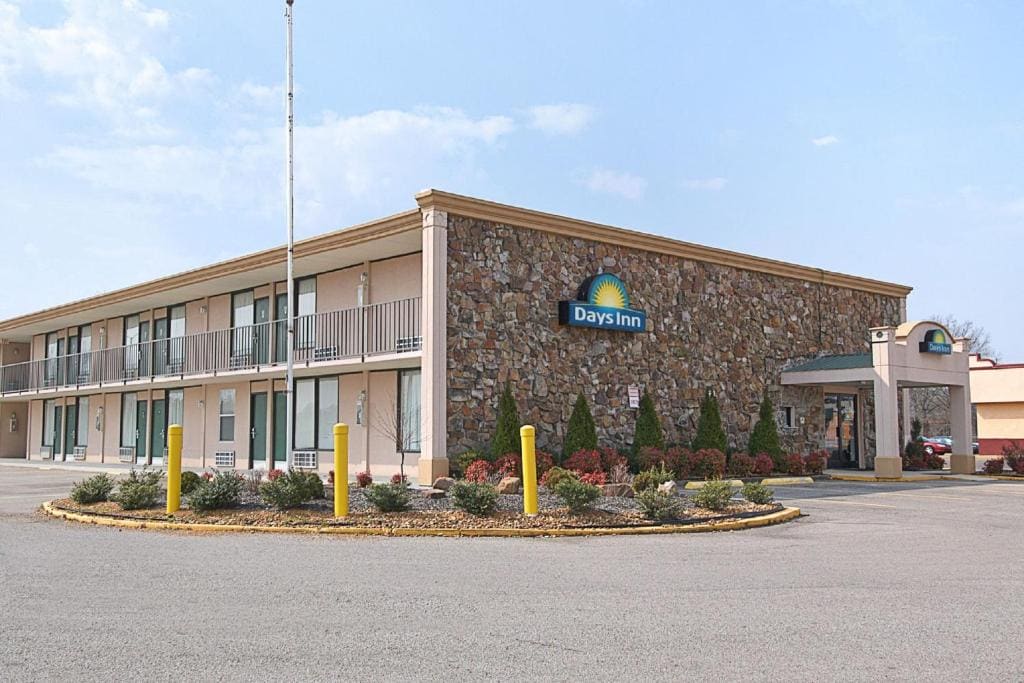 Days Inn by Wyndham Martin - Main view