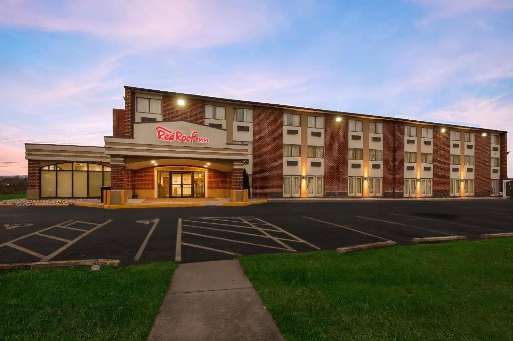 Red Roof Inn Martinsburg - View 5