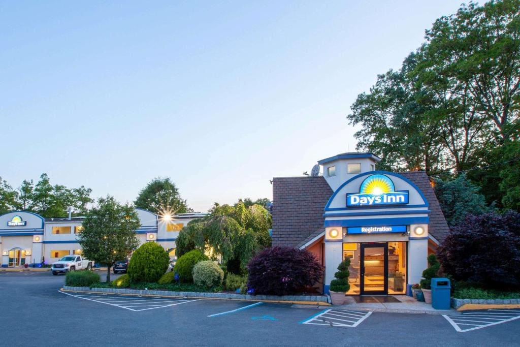 Days Inn by Wyndham Nanuet / Spring Valley - Main view
