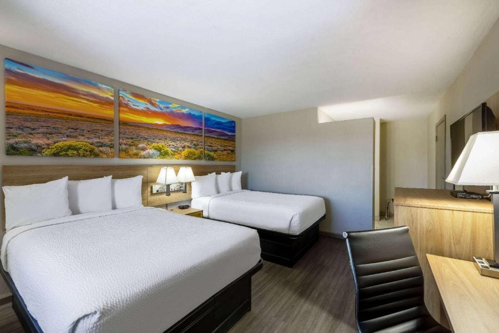 Days Inn by Wyndham Roswell - View 2
