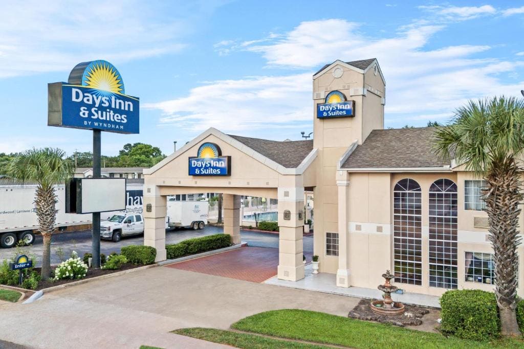 Days Inn by Wyndham Nacogdoches/SFA University/Downtown - Main view