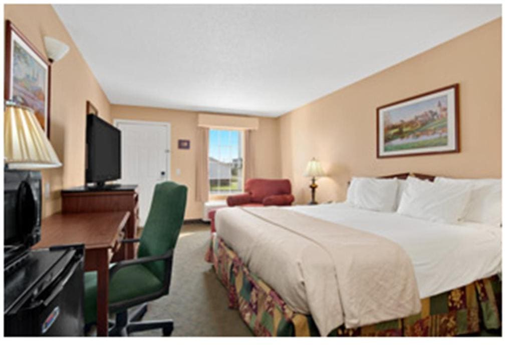 Baymont by Wyndham Easley/Greenville - View 2