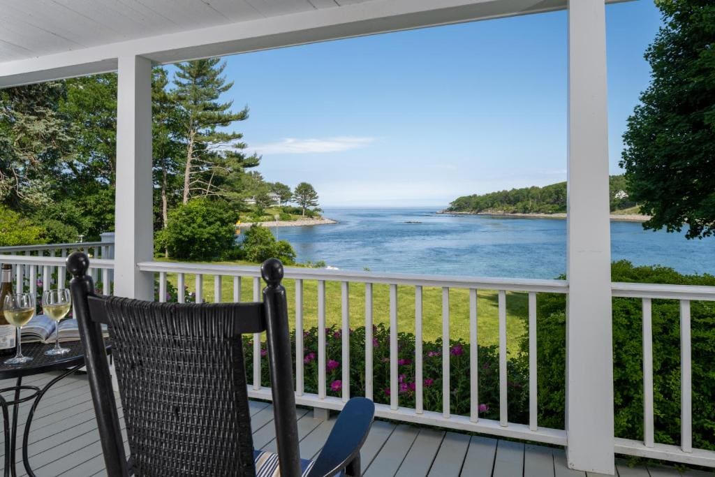 Dockside Guest Quarters - View 3