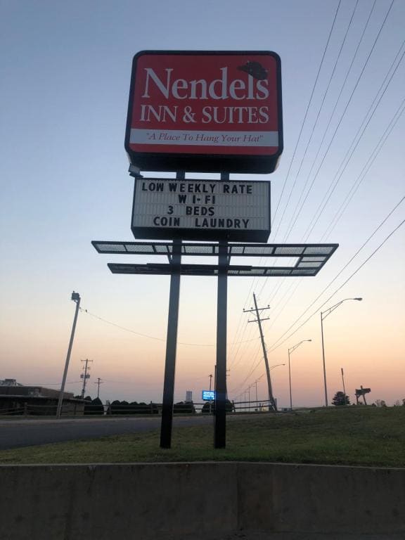 Nendels Inn & Suites Dodge City Airport - Main view
