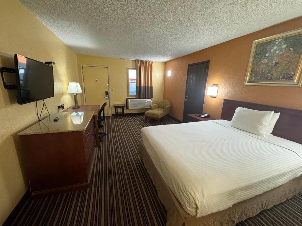 Nendels Inn & Suites Dodge City Airport - View 2