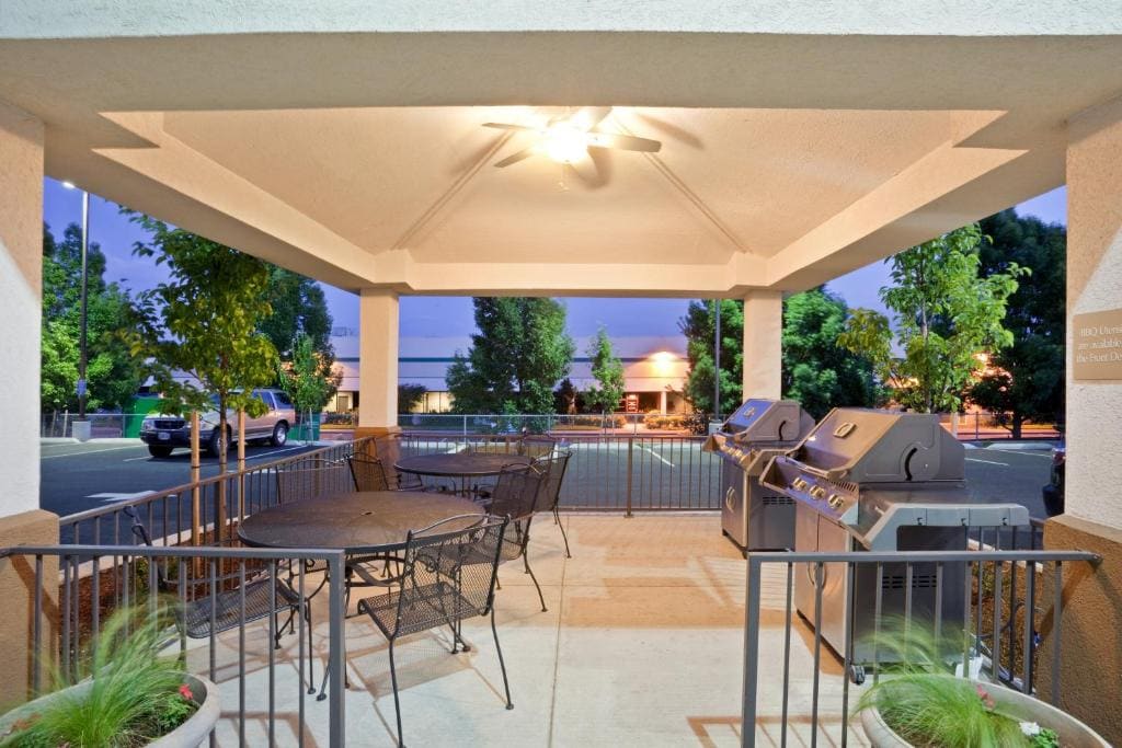 Candlewood Suites Portland Airport by IHG - View 4