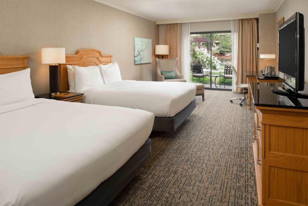 DoubleTree by Hilton Sonoma Wine Country - View 2