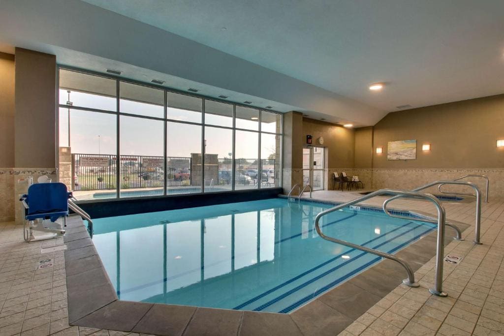 Drury Inn & Suites Findlay - View 3
