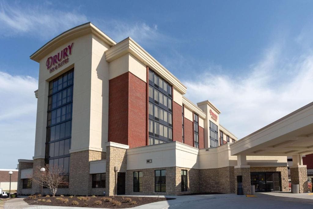Drury Inn & Suites Overland Park - Main view