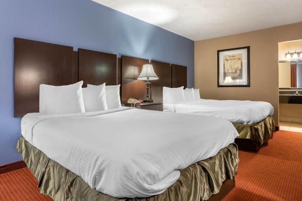 Dutchland Motel - View 6