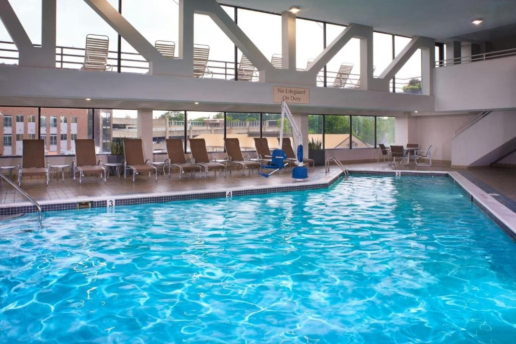 Marriott East Lansing at University Place - View 4