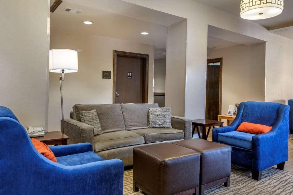 Comfort Inn Flagstaff Lucky Lane I-40 - View 5