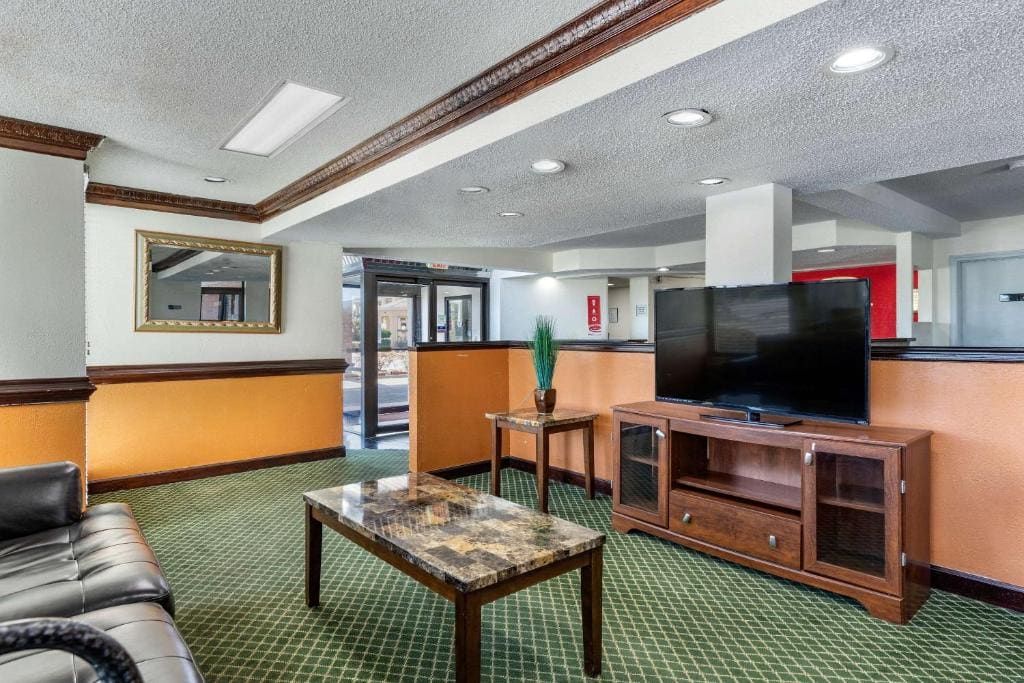 Econo Lodge Florence - Darlington - View 5