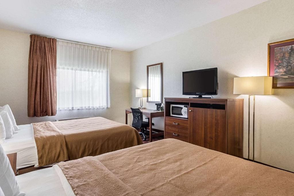 Econo Lodge Luverne I-90 - View 7