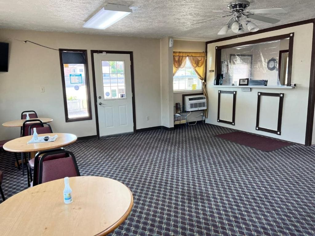 Economy Inn McCook - View 4