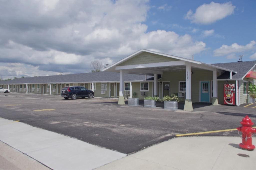 Economy Inn McCook - Main view