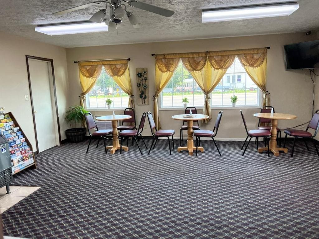 Economy Inn McCook - View 3