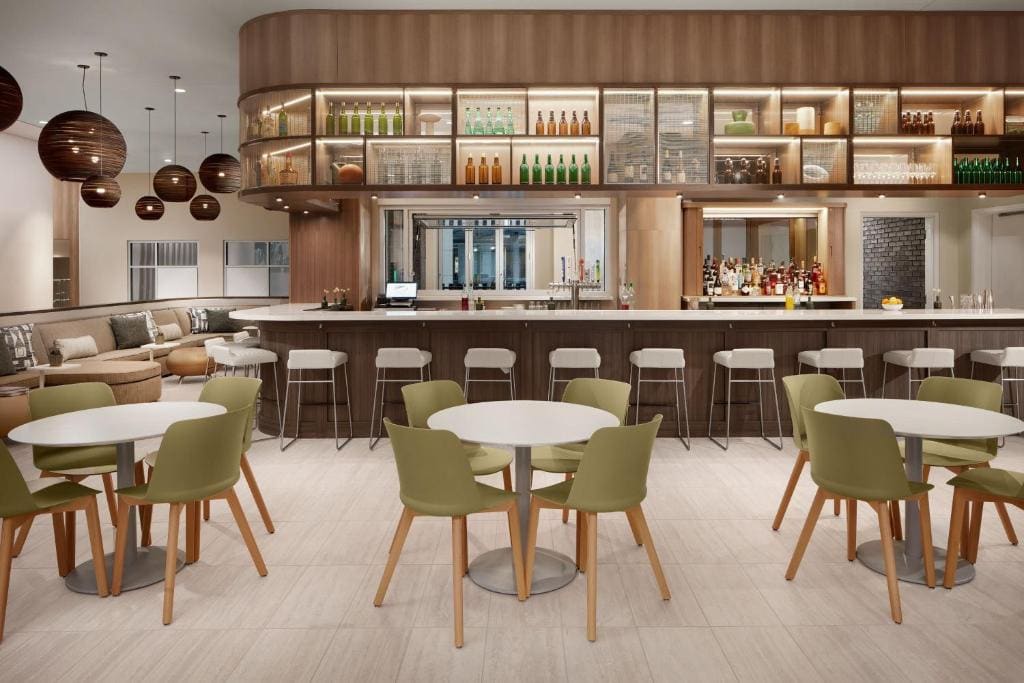 Element Charlotte Uptown - View 3