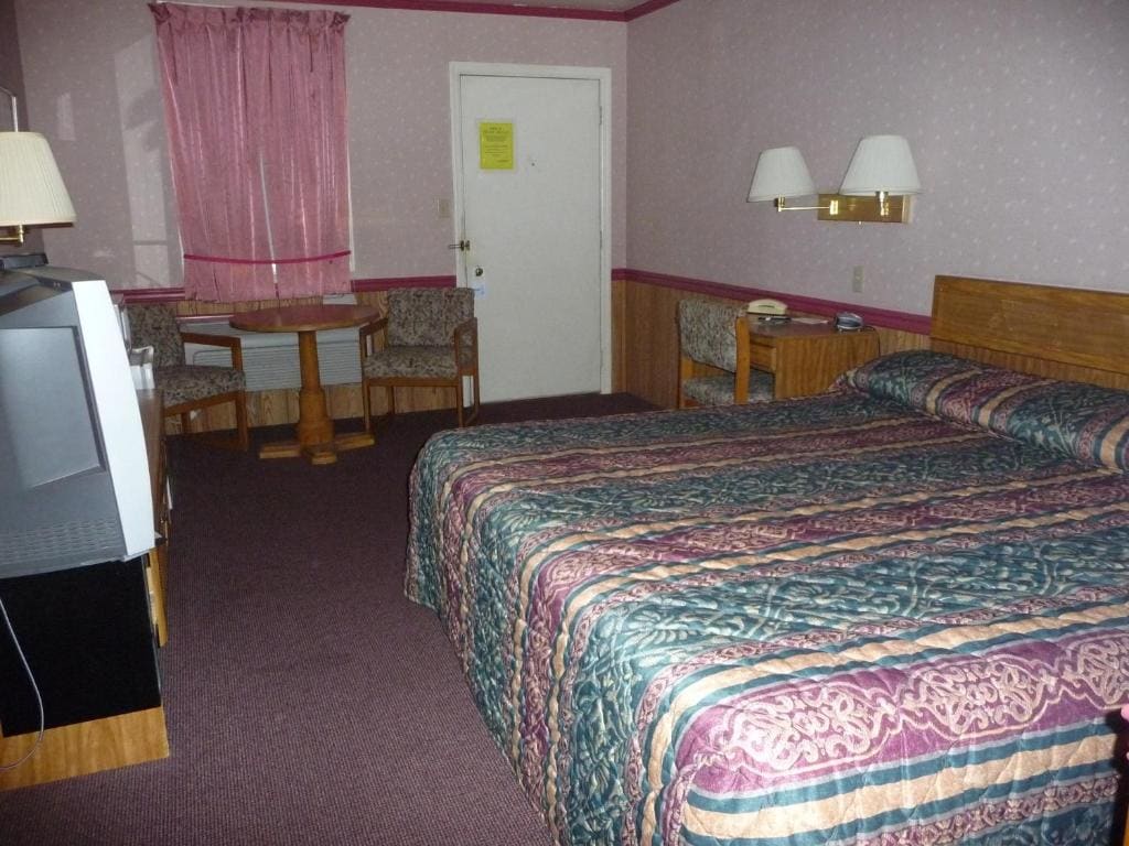 Red Rose Motel - View 7