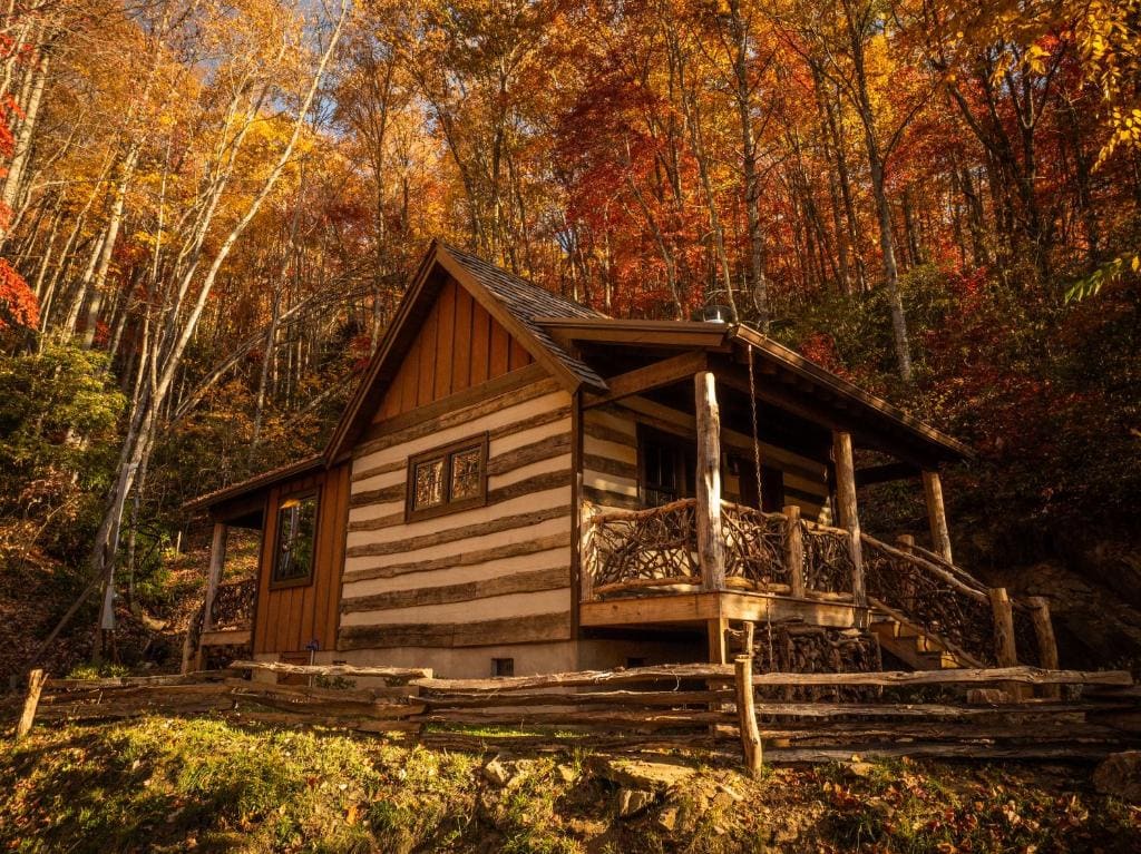 Elk & Embers Mountain Hideaway - Main view