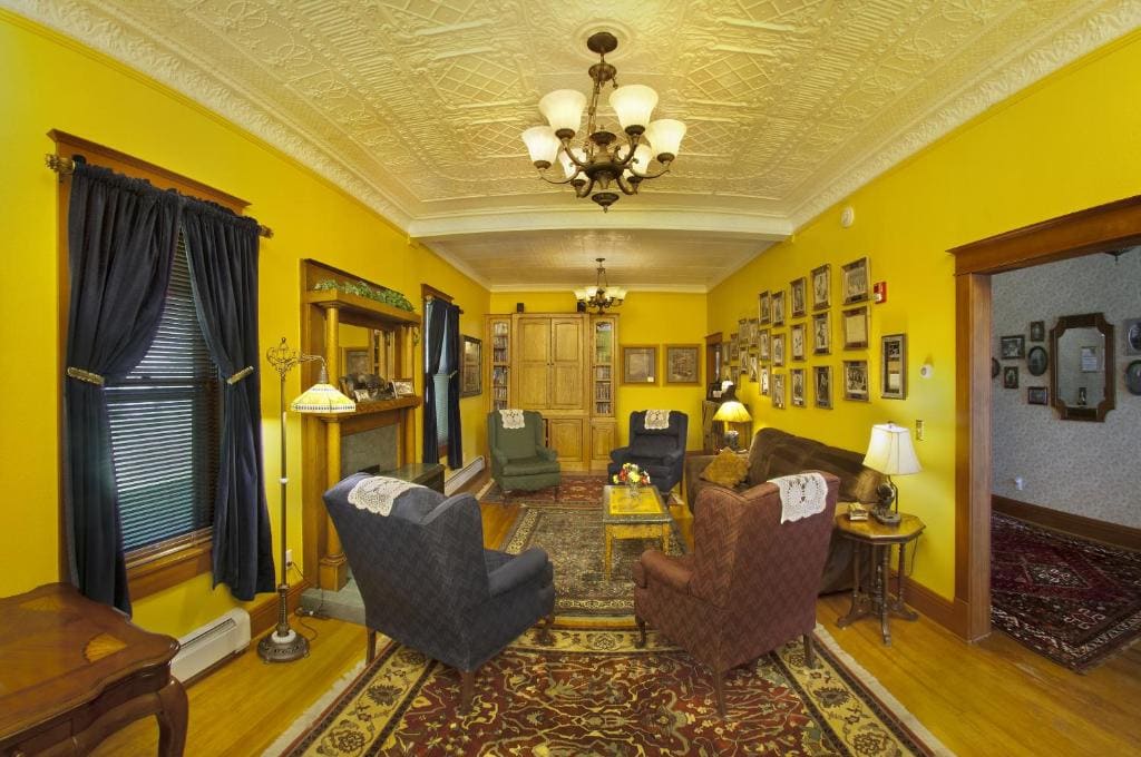 The Historic Elk Mountain Hotel - View 3